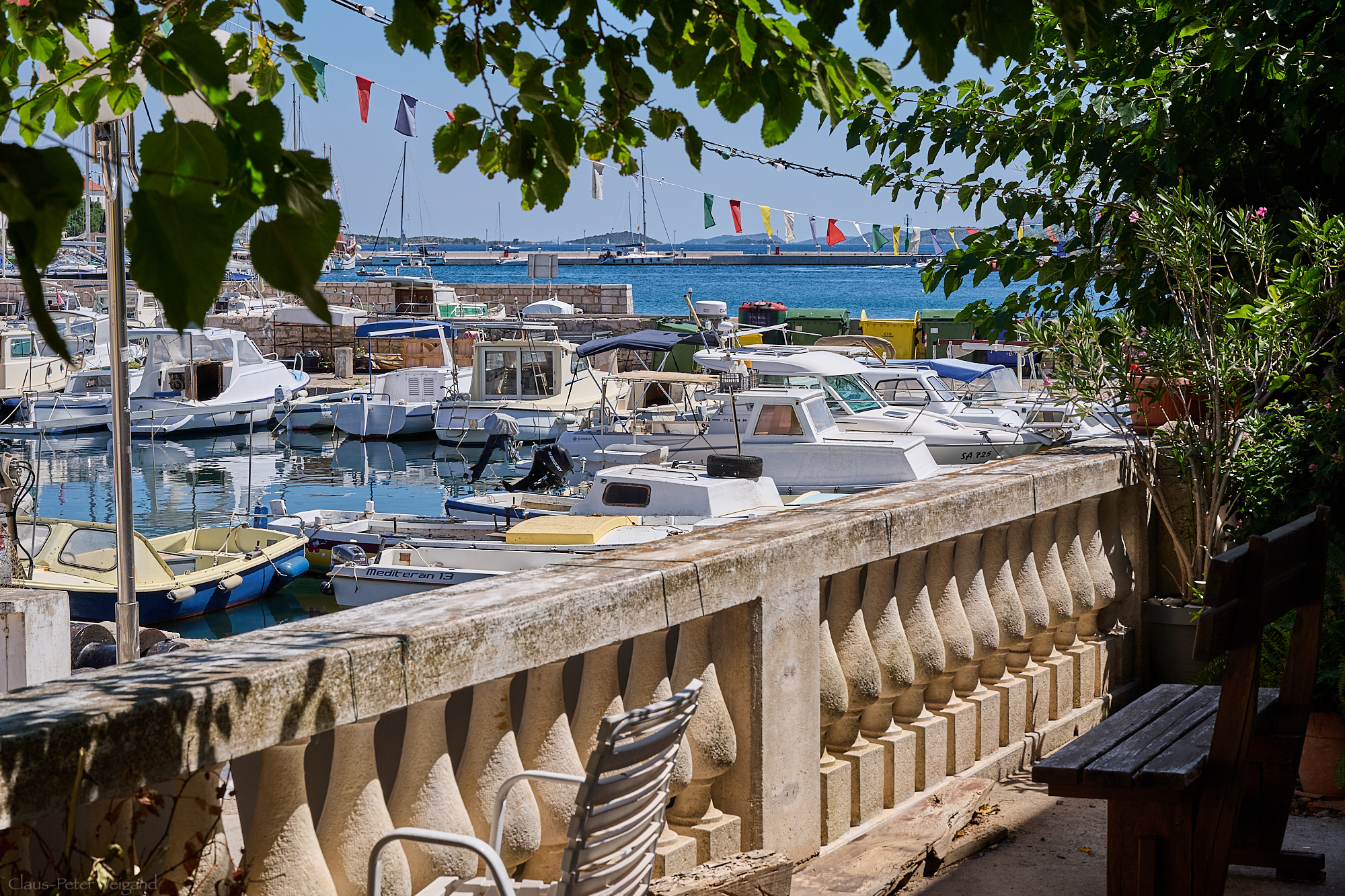 Blick auf den Hafen von Sali
