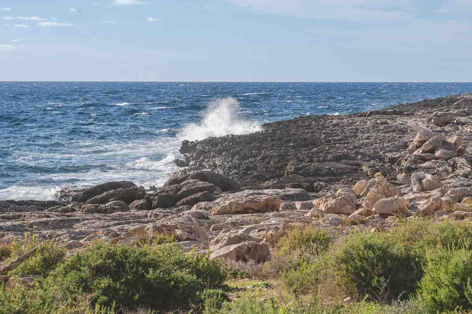 Felsen in der Brandung