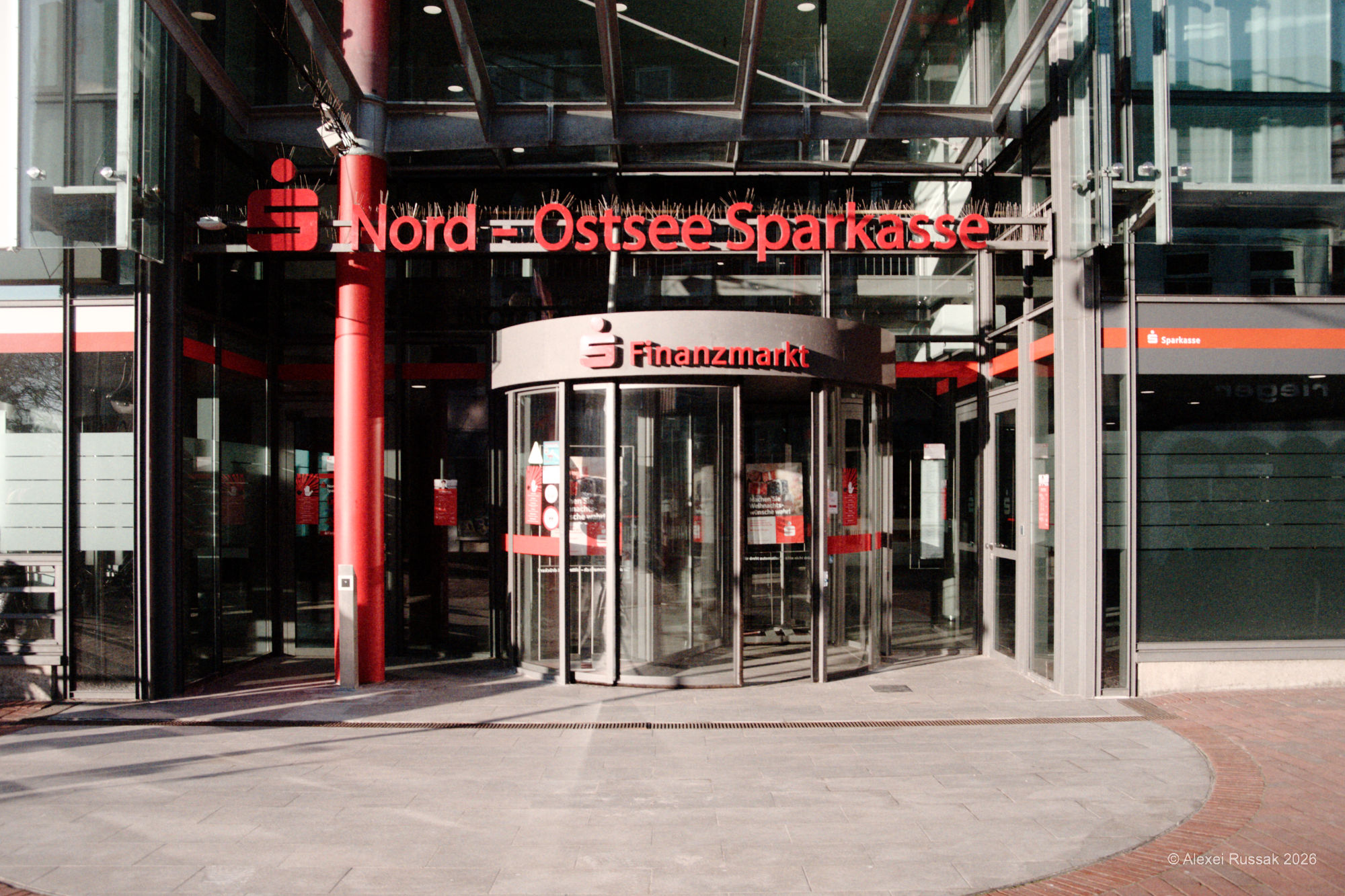 Mama don't take my Kodachrome away