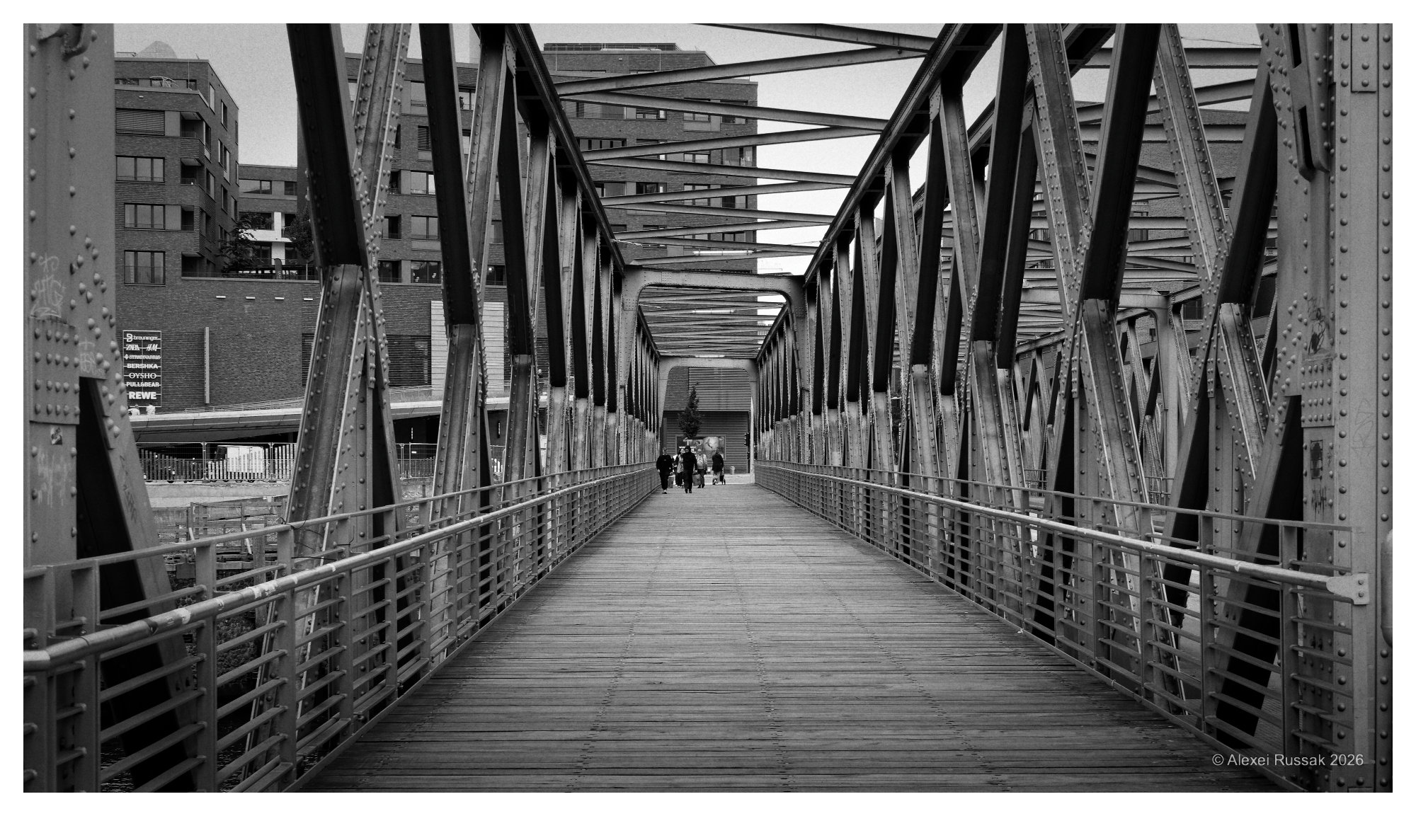 Brücke an der Überseeallee