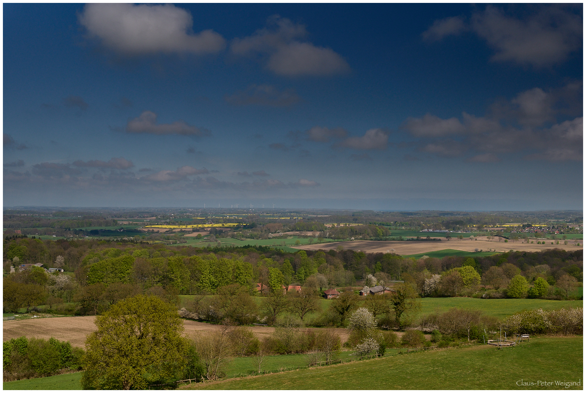 Landschaft vom Aussichtsturm Aschberg Richtung Osten