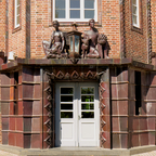 Eingang der ehemaligen Gallbergschule